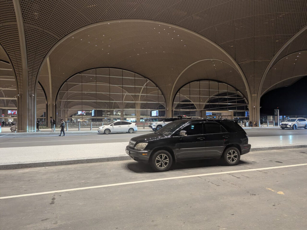 SUV tech JPG
